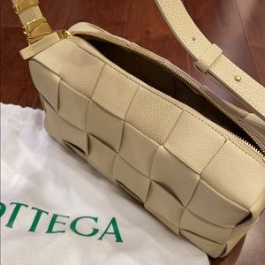 Bottega Veneta Beige Brick Cassette